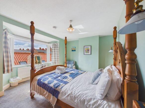 3 bed Semi-Detached for sale Image 7