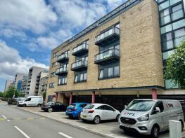 37, Duncansby House, Ferry Court, Grangetown, Cardiff CF11 0AT