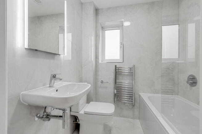 3 bed End of Terrace to rent Image 10