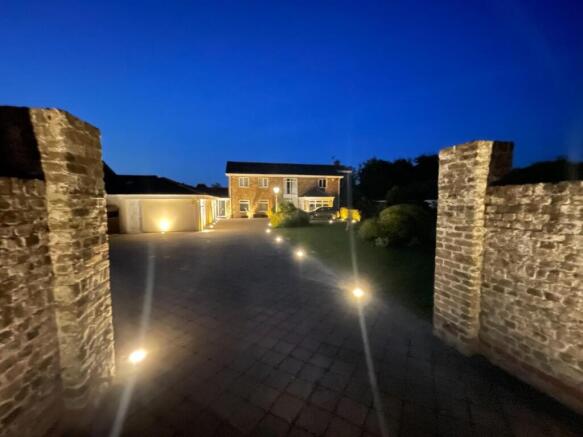 FRONT DRIVEWAY