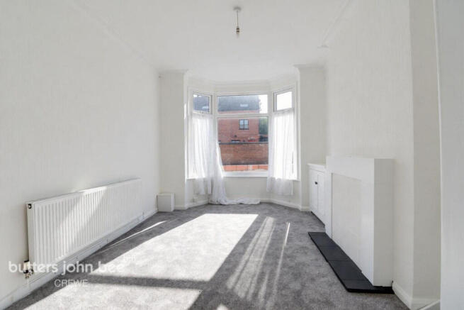 2-bed terraced on Derrington Avenue, Crewe, £108,000