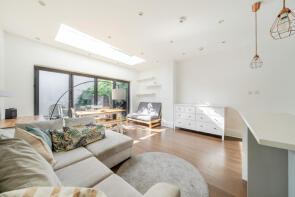 Flat Ground Floor A, 233, Franciscan Road, London SW17 8HQ