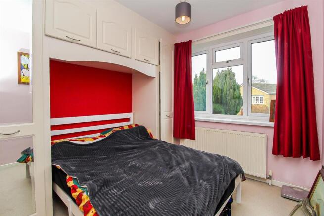 3 bed Detached Bungalow for sale Image 9