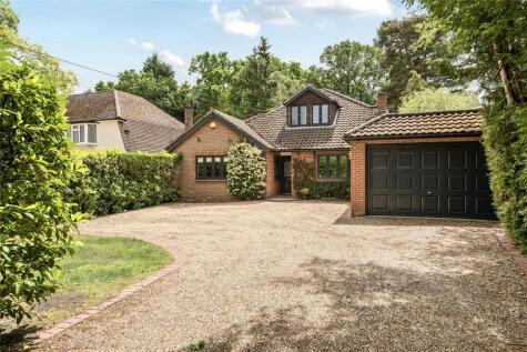 Ambleside Road, Lightwater, Surrey, GU18