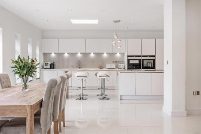 60 Sillhill Hall Road-24_lo.jpg