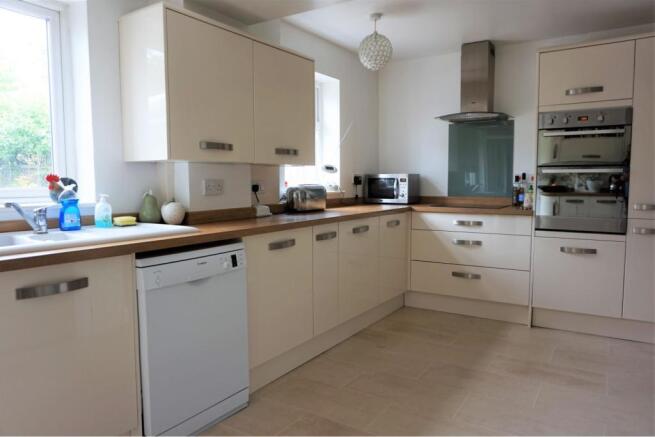 Kitchen/Breakfast