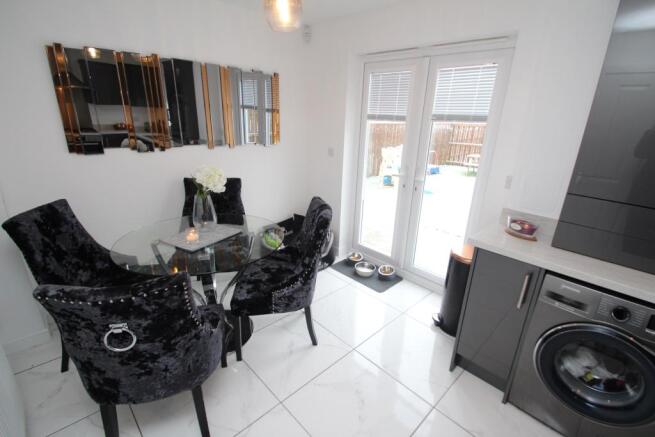 Dining kitchen