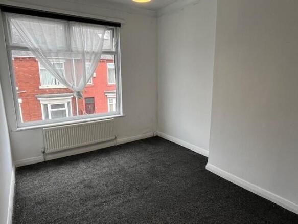 3 bed End of Terrace to rent Image 4