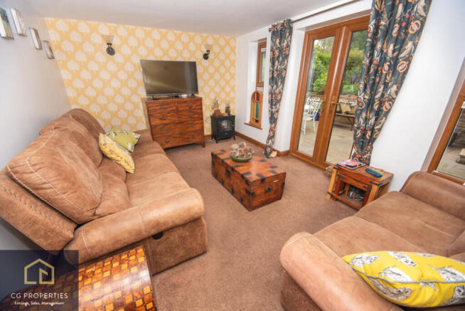 4 bed Cottage for sale Image 7