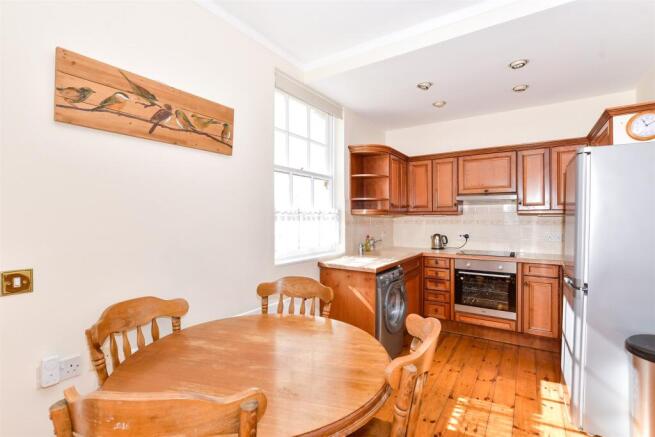 Kitchen/Lounge