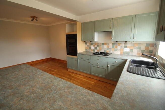 kitchen2.JPG