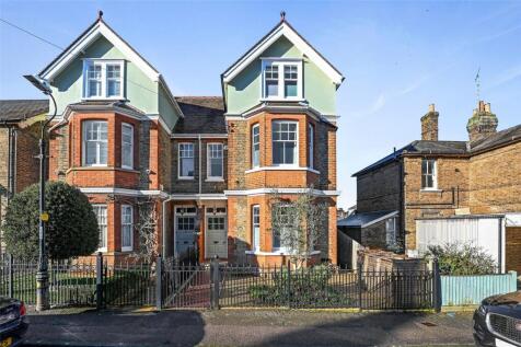 Bury Road, Old Harlow, Essex, CM17