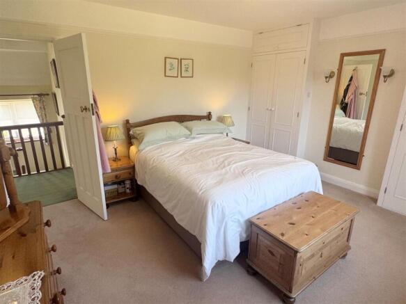 Bed 1a.JPG