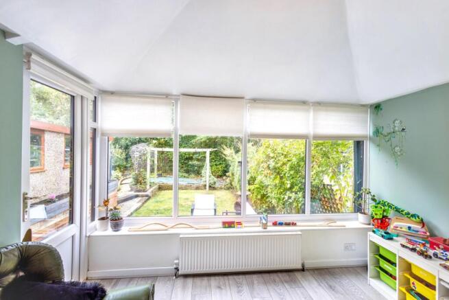 3 bed Semi-Detached for sale Image 9