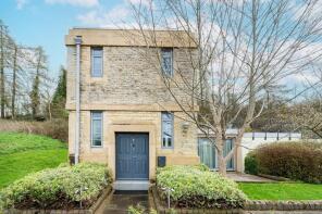 6, Riverbank Studios, Road Through Worsham, Worsham, Witney OX29 0AD