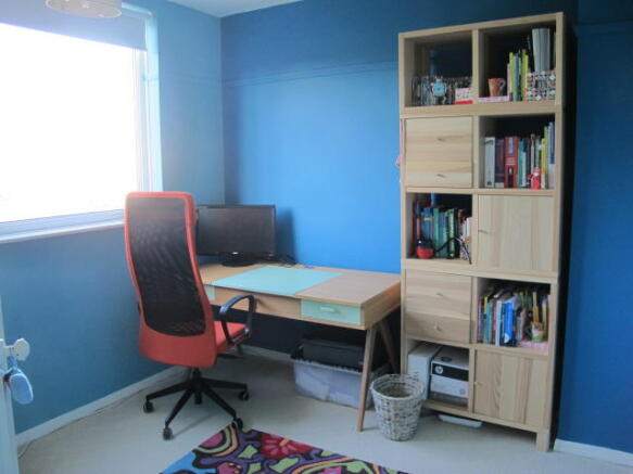 Photo 10