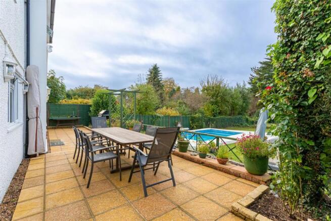 house-nork-way-banstead-103.jpg