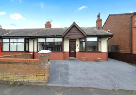 Dronsfield Road, Fleetwood, FY7
