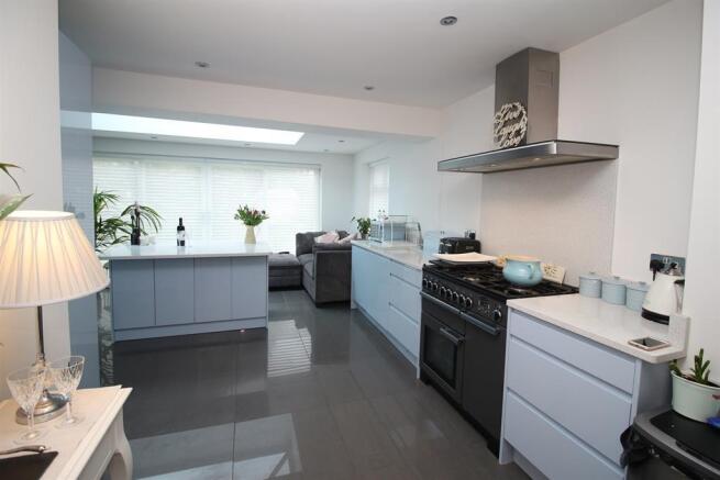 Kitchen/Day Room