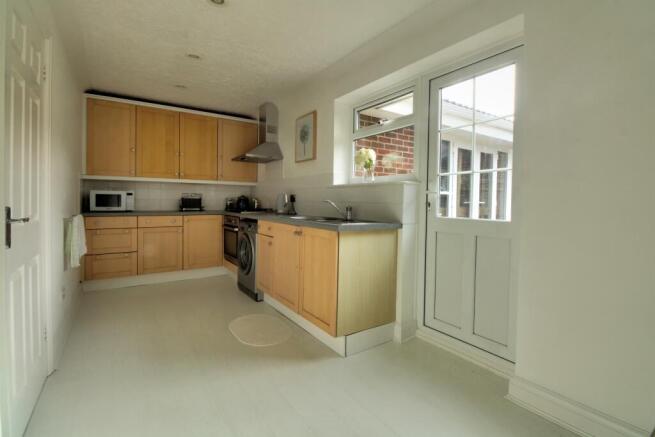 Fitted kitchen diner