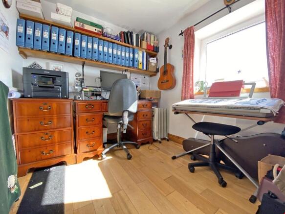Photo 11