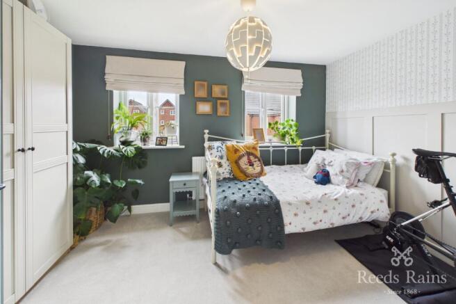 3 bed Semi-Detached for sale Image 6
