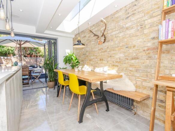 Kitchen Diner c