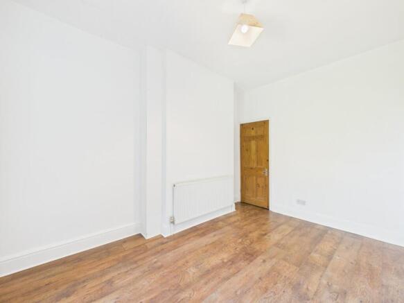 4 bed Terraced for sale Image 6