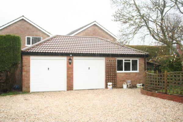 Double Garage &...