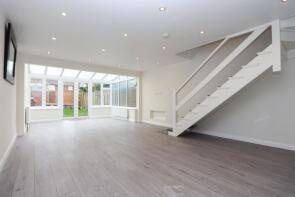 56, Long Green, Chigwell IG7 4JD