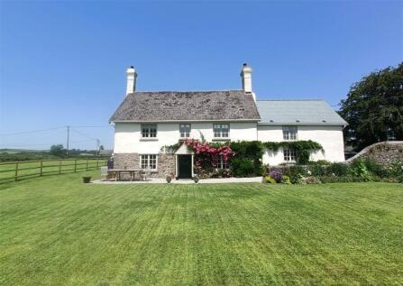 West Street, Bishops Nympton, South Molton, Devon, EX36