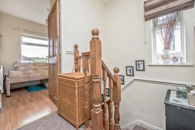 3 bed Semi-Detached for sale Image 11