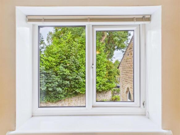 2 bed Apartment for sale Image 11