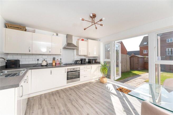 3 bed Semi-Detached for sale Image 5