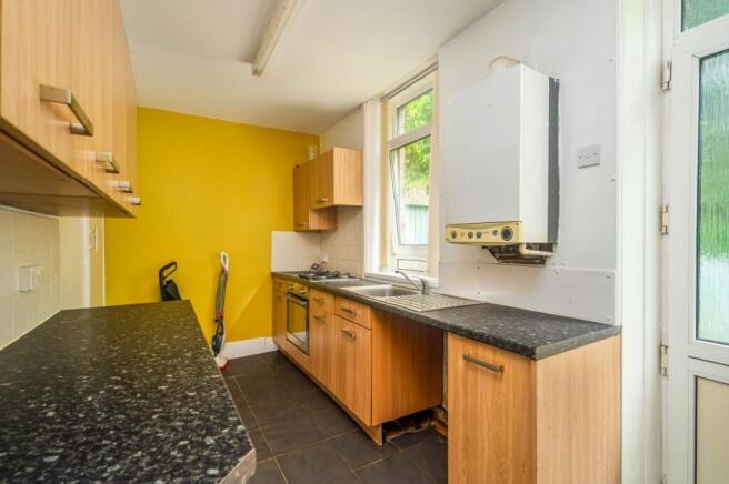 2 bed Terraced for sale Image 6