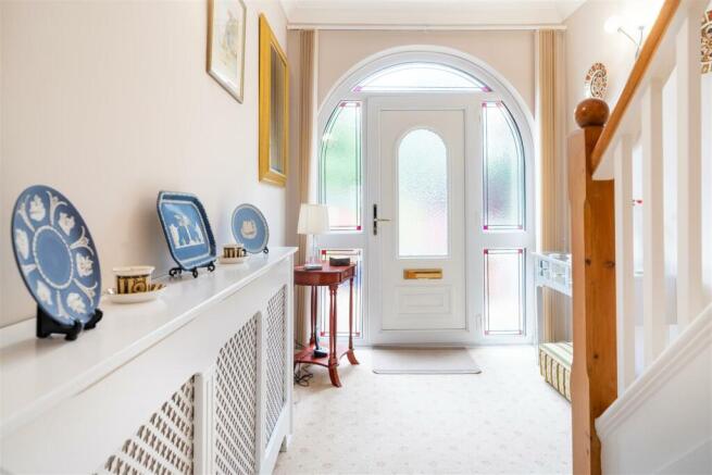 Hallway-3.jpg