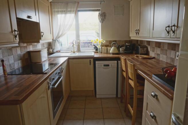 Kitchen (Alternate Angle).JPG