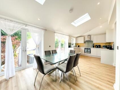 First Avenue, Bexleyheath, Kent, DA7 5SS