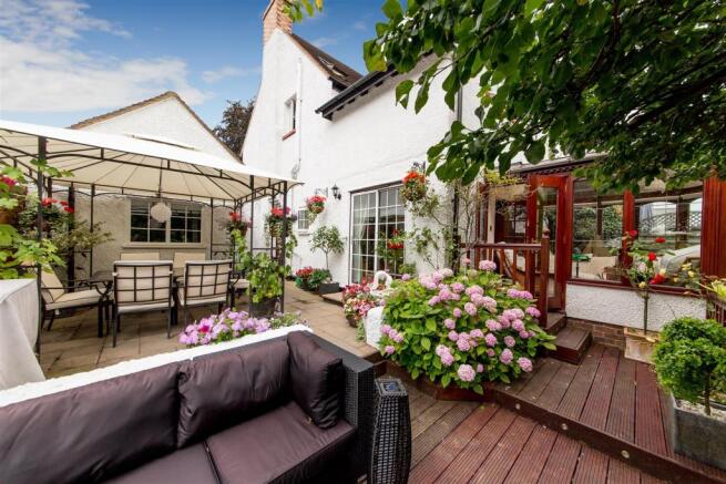 19 Glebe Road (18 of