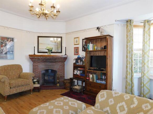 lounge 1