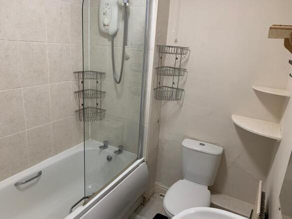 5 bed Terraced for sale Image 5