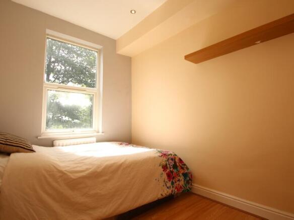 7 bed Terraced to rent Image 4