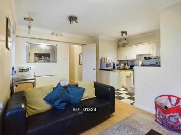 Kitchen & Living area