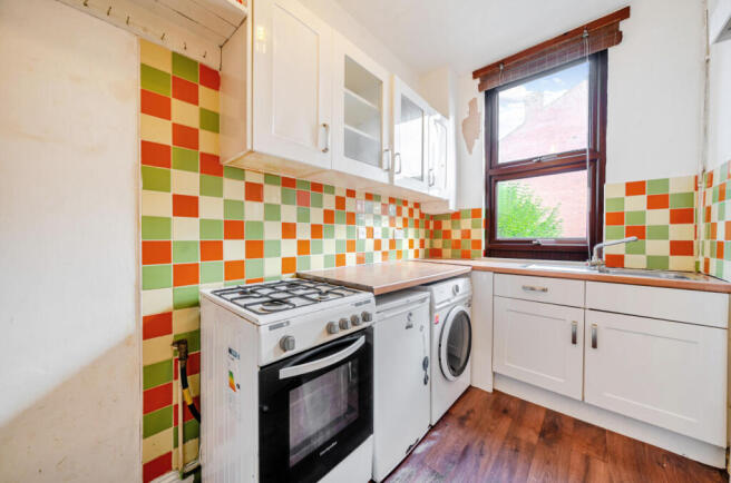 1363727-4-68e38d8...