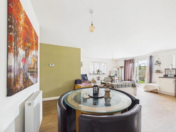 Kitchen/Living Area