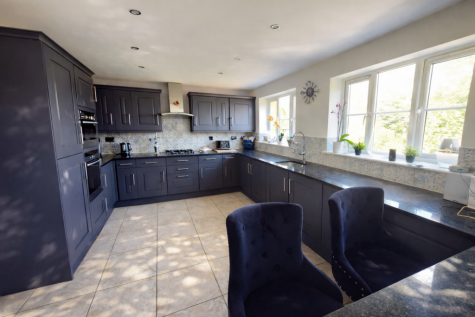 Blanchland Circle, Monkston, Milton Keynes, MK10 9DG
