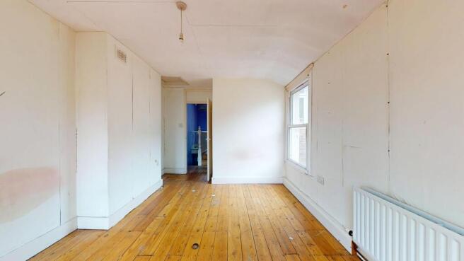 Flat A, 102 Midmoor Road, Balham, London, SW12 0ET
