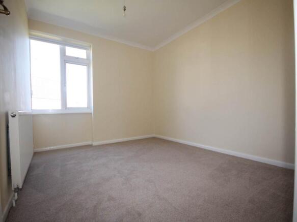 36 Chestnut Way Bedr