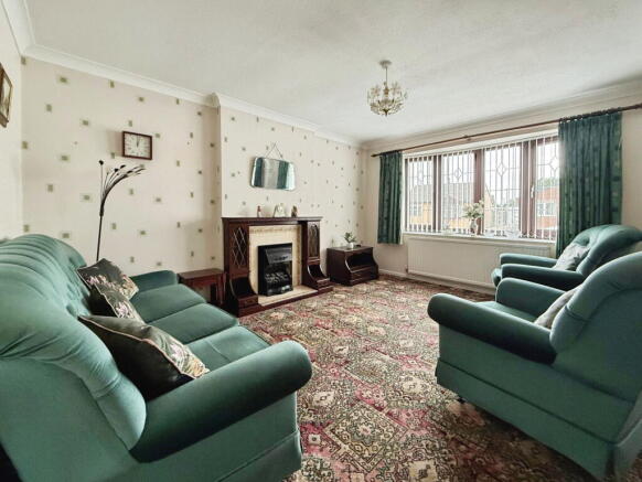 2 bed Detached Bungalow for sale Image 4