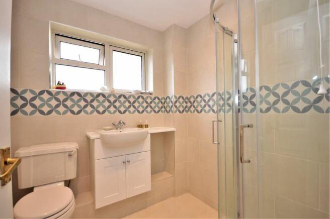 SHOWER ROOM